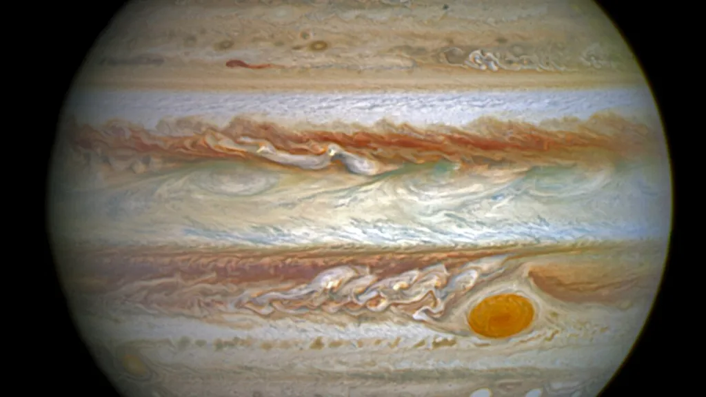 Astra Microwave Set To Secure Key Qrsam Production Orders Before Year End - Hubble Captures Vivid Auroras in Jupiter's Atmosphere