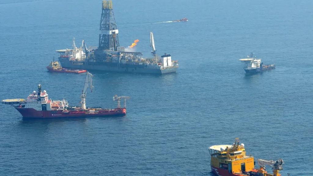 Breaking New Ground: India's Shipbuilding Ambitions Take a Giant Leap Forward - DVIDS - U.S. Coast Guard Atlantic Area