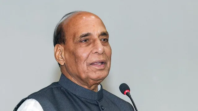 भारतीय नौसेना के दूसरे कमांडर्स सम्मेलन: सैन्य तैयारी को बढ़ाना और रणनीतिक साझेदारियों को मजबूत करना