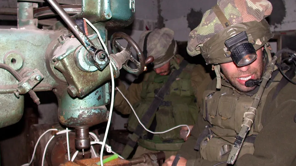 India'S Defense Manufacturing Ecosystem Takes A Giant Leap Forward With Defsys' Cutting Edge Facility - Flickr - Israel Defense Forces - Improvised Mortar Factory in Beit Hanoun