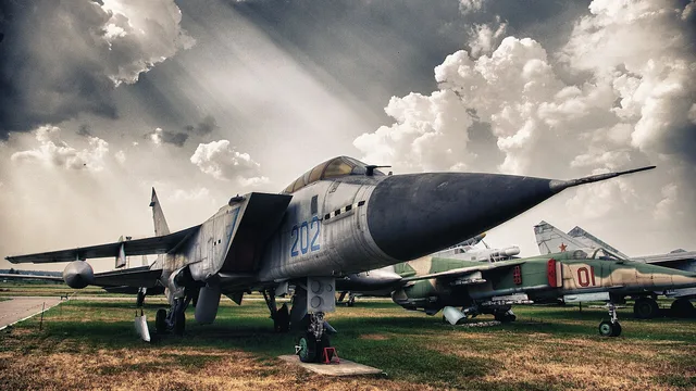 Wikimedia Commons / Soviet Interceptor Mikoyan MiG-31. Советский перехватчик МиГ-31