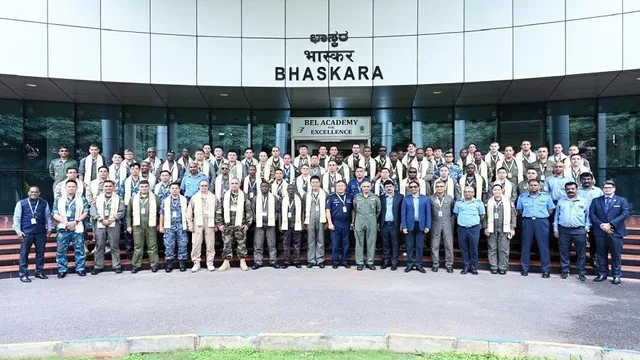 भारतीय नौसेना आत्मनिर्भरता की दिशा में आगे बढ़ रही है, स्वदेशी रडार घटक विकास के साथ