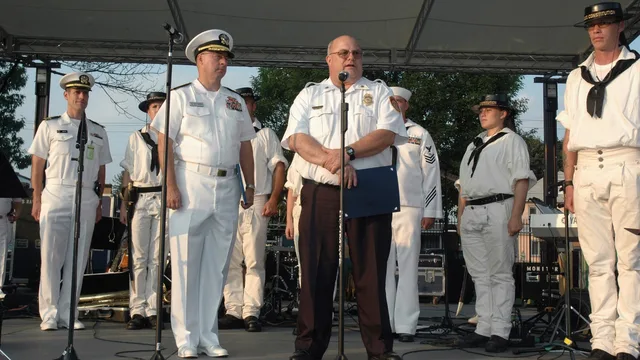 New York'S First Indian American Mayor Confronts Rss Chief'S Madison Square Garden Rally - DVIDS - U.S. Navy