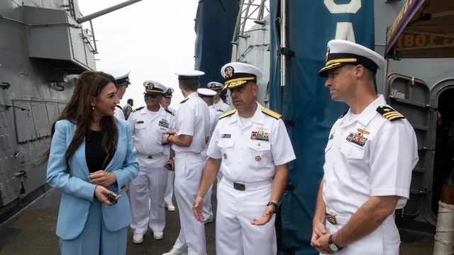 Pakistan Navy Ship Allegedly Confronted by Indian Warship in Arabian Sea Incident - DVIDS - PO1 Charles J Scudella III