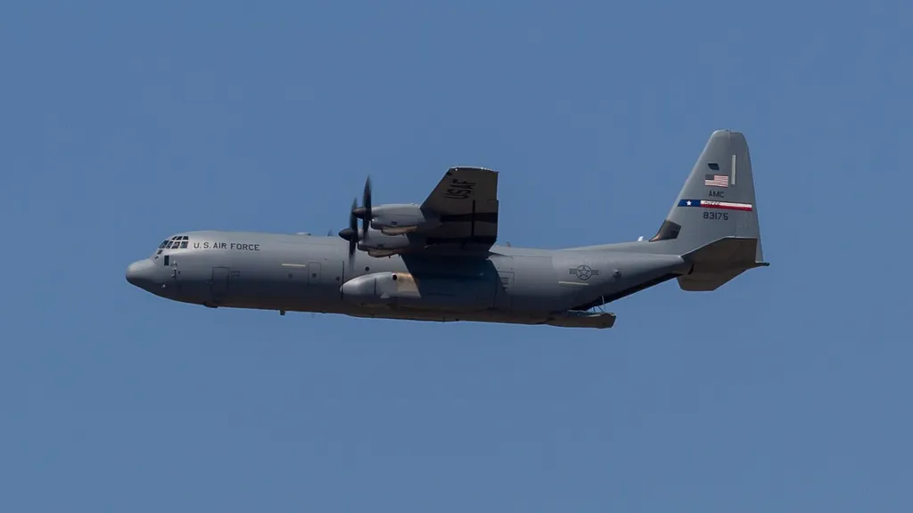 Pakistan'S Low Altitude Flyby: A Show Of Force Or A Clever Ruse? - 20180512 C-130J Super Hercules Dyess AFB Air Show 2018 19