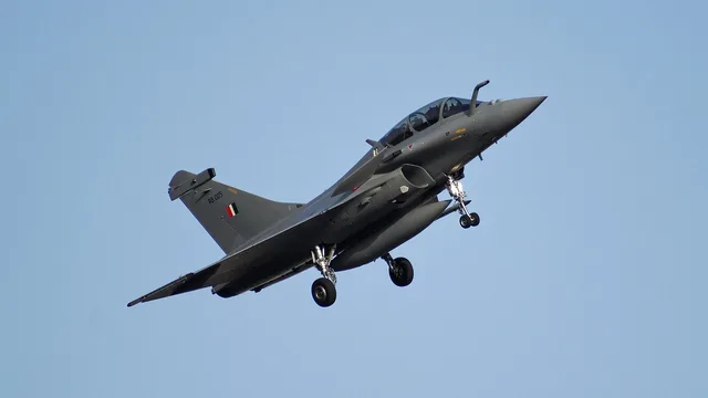 Rafale'S True Strength: Can India'S Fighter Jet Hold Its Own Against China'S J 20? - Pixabay / Dylan_Agbagni