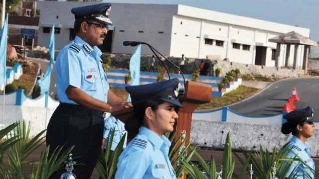दक्षिणी वायु सेना के प्रमुख ने बेंगलुरु में आत्म निर्भर विमान विकास पर कार्यों का आकलन किया