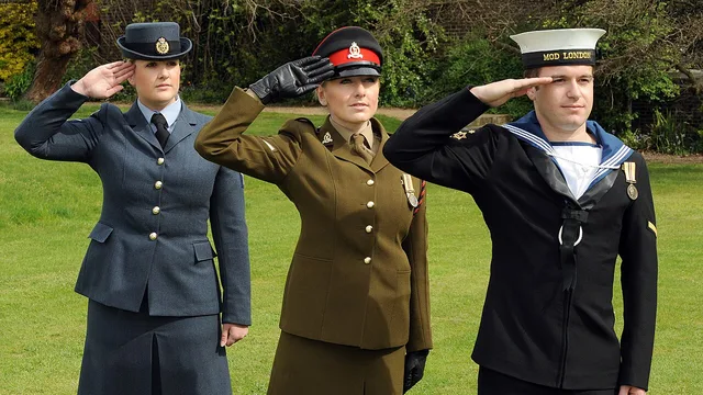 Wikimedia Commons / Tri-Service Personnel Saluting MOD 45151321